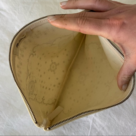 Madewell Pouch Clutch - Picture 4 of 6